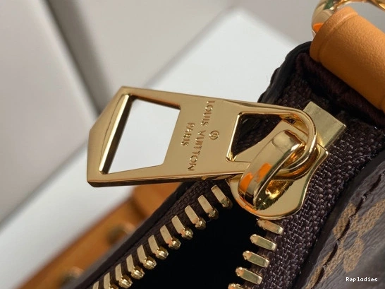 Cheap LOUIS VUITTON ODEON 0823